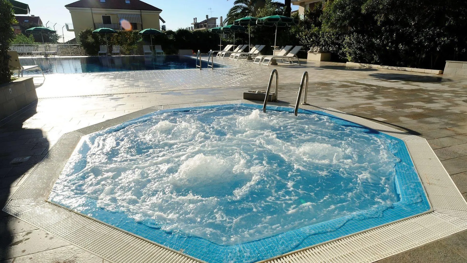Aparthotel Residence Oliveto Ceriale
