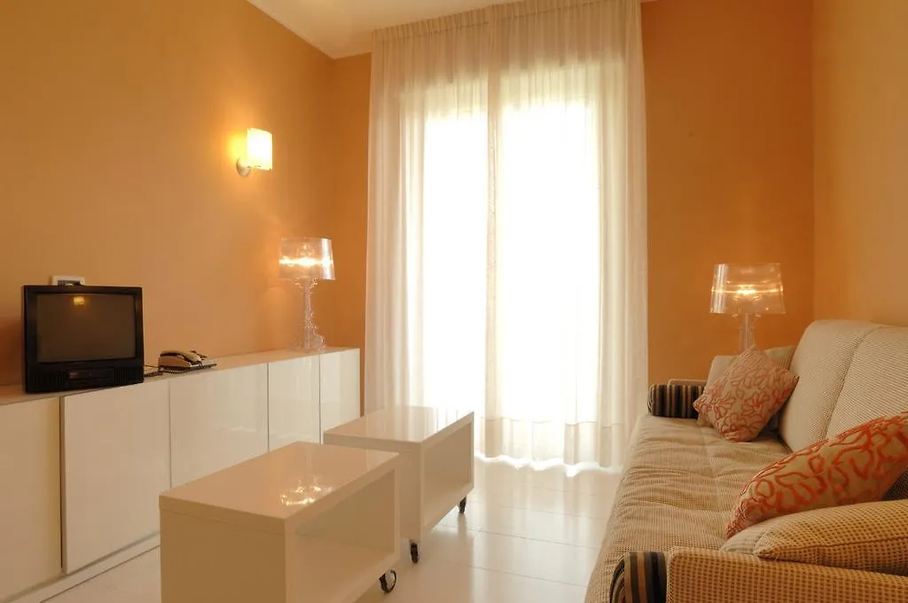 Residence Oliveto Ceriale 3*,  Italy