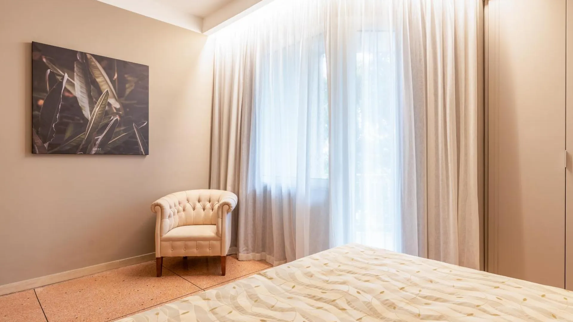 Residence Oliveto Ceriale Aparthotel