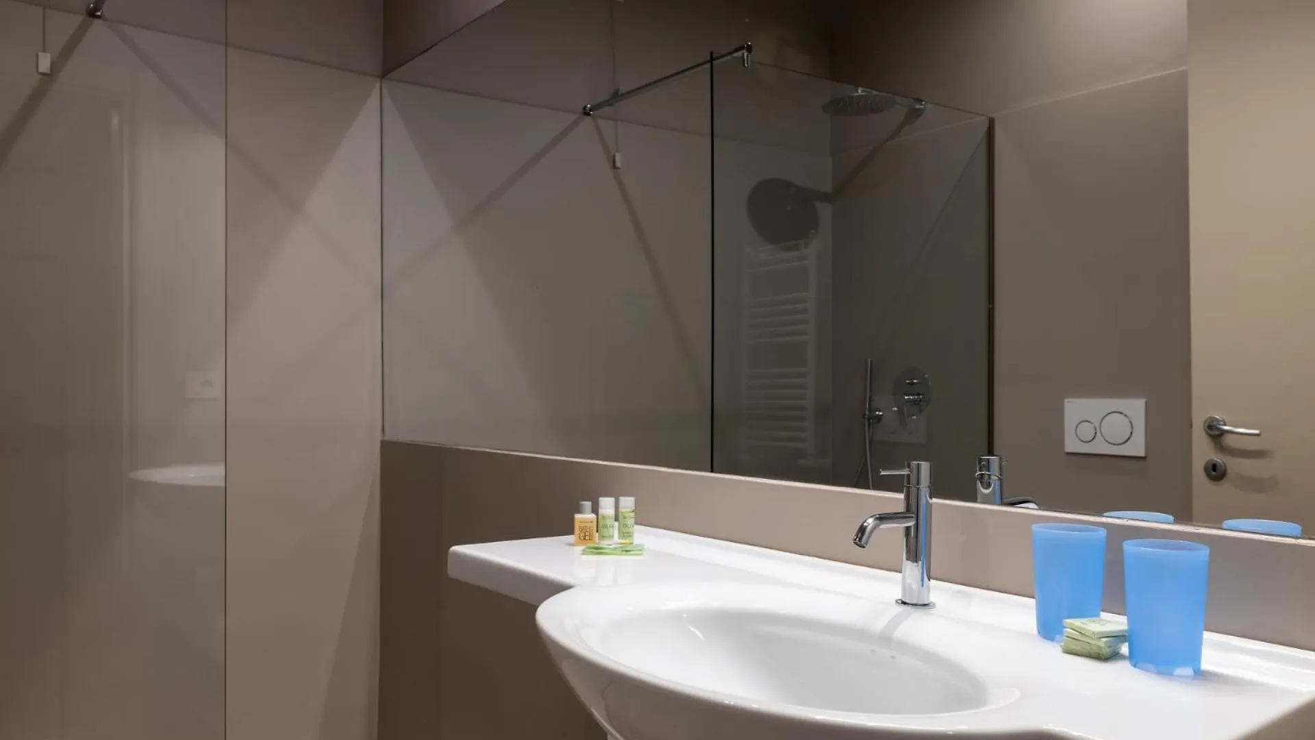 Residence Oliveto Ceriale 3*,